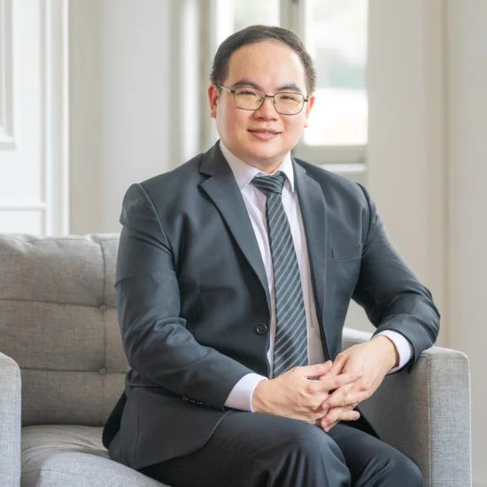 Benedict Khoo，新加坡首席足病医生。海峡足科