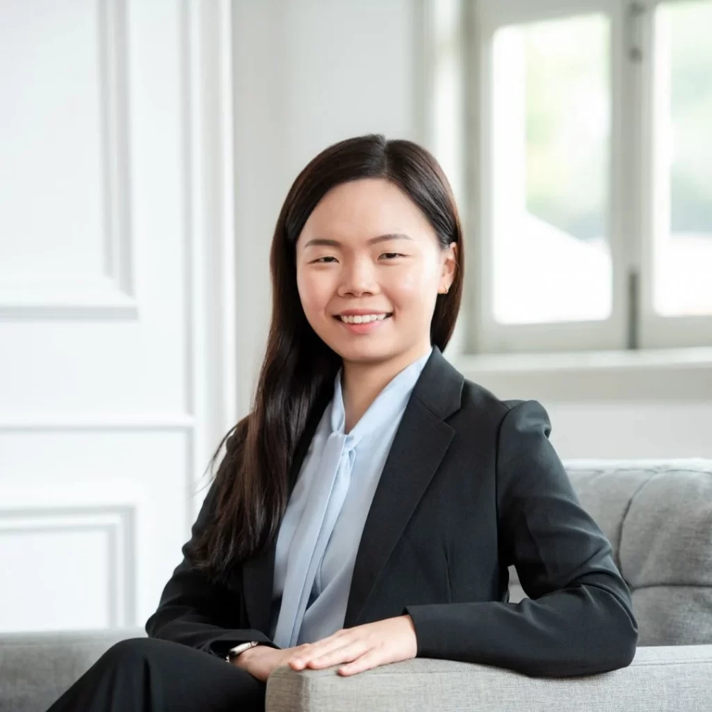 海峡足疗中心首席足疗师 Maggie Lee 女士